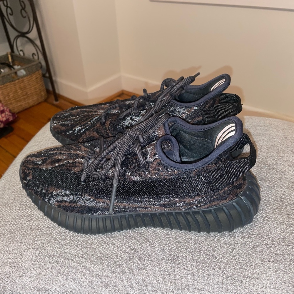 Brand new Yeezys- worn once